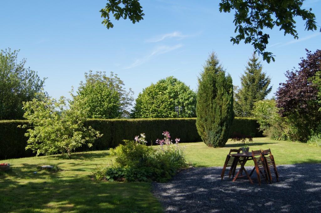 Les Temps Gourmands Bed & Breakfast Mondrepuis Exterior photo
